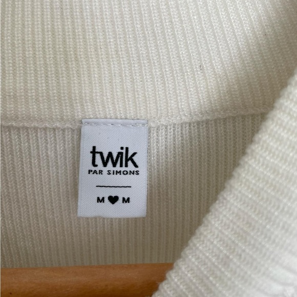 Twik Off White Ribbed Mock Neck Sweater size medium - Picture 3 of 7